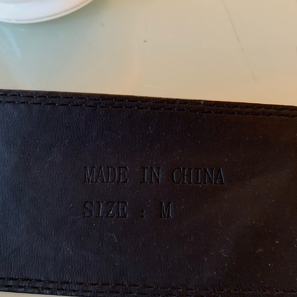 Vintage belt black leather new - Picture 3 of 3